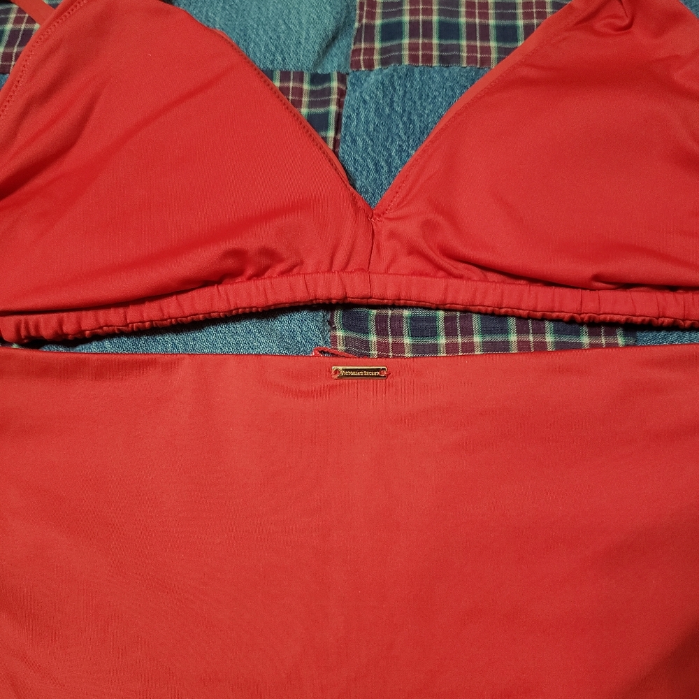 Victoria Secret Bikini Red - Picture 5 of 7